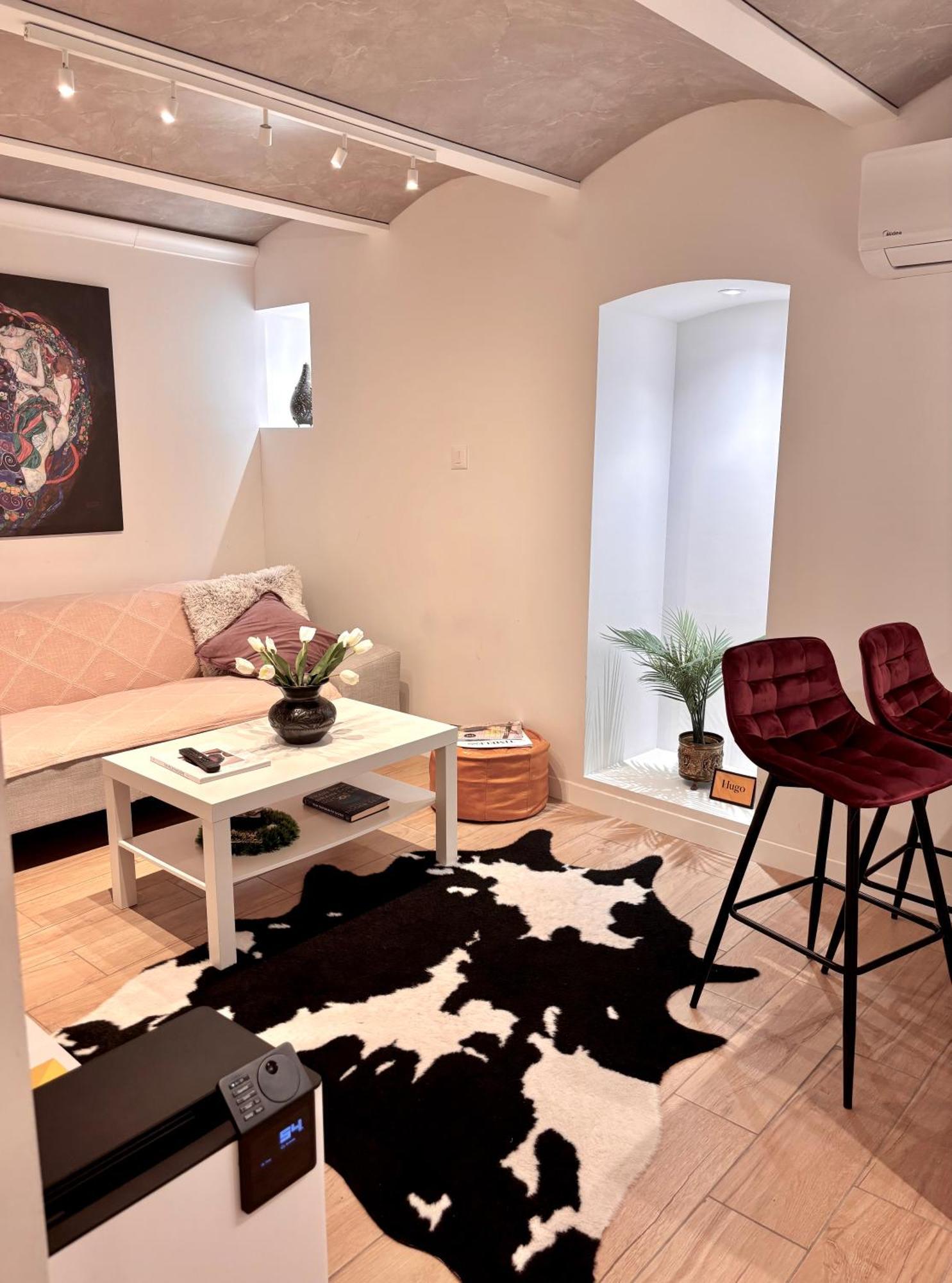 Hugo Old Town Apartment Белград Екстериор снимка